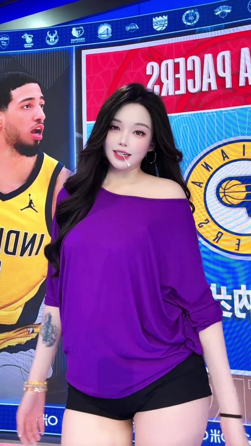 美女主播小太陽：年輕的將軍意氣風(fēng)發(fā)！ 哈利伯頓強的可怕